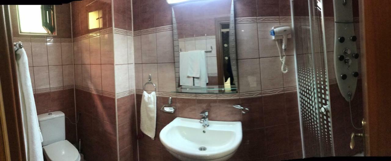 Hotel Bulevard Drobeta Turnu Severin Luaran gambar